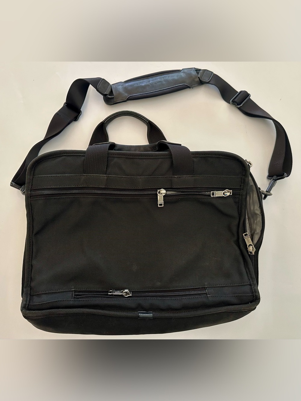 Tumi briefcase laptop bag,